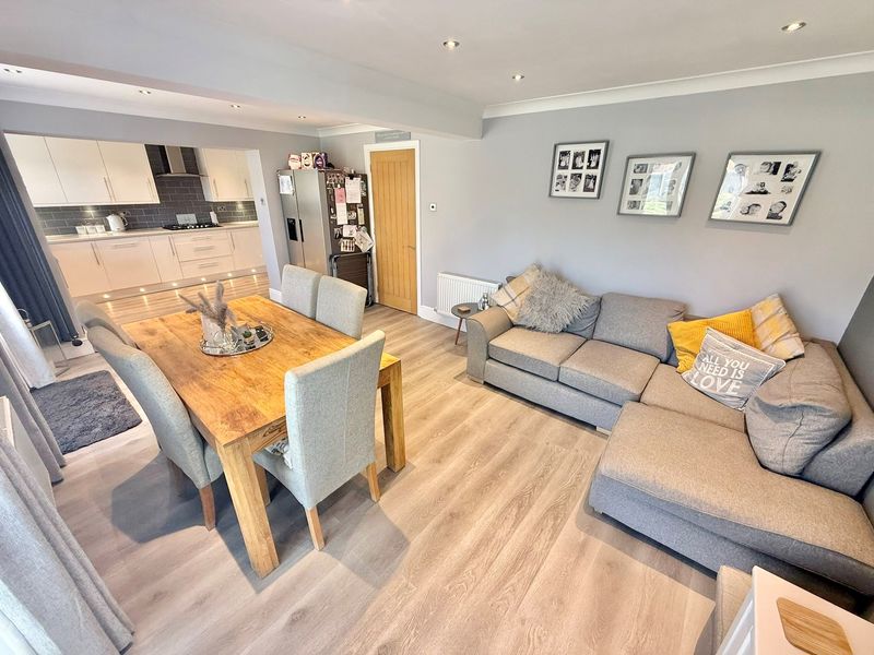 Islay Close Stanney Oaks